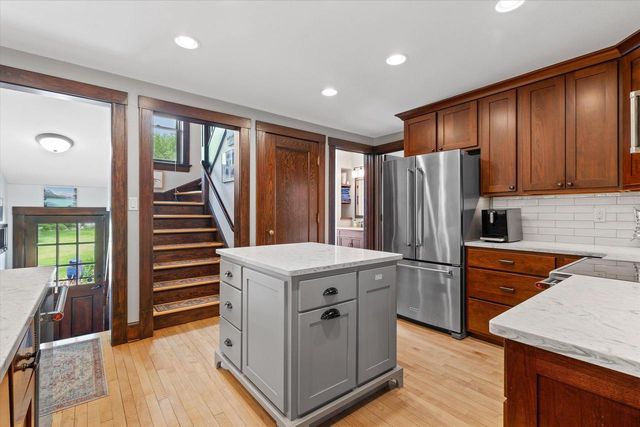 N65W5716 Columbia ROAD, Cedarburg, WI 53012