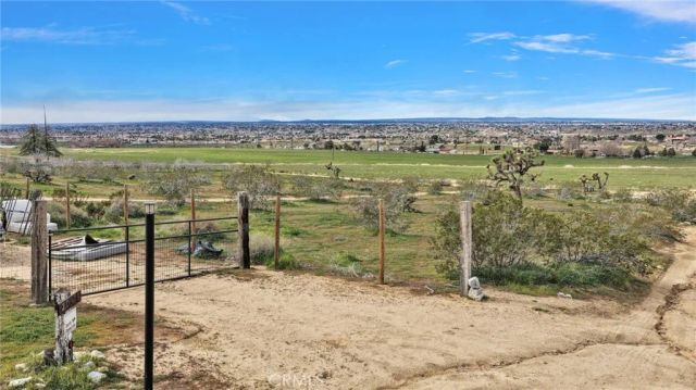 20375 Wadena, Apple Valley, CA 92308