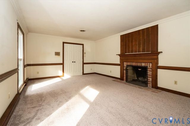 7429 Walnut Grove Rd, Mechanicsville, VA 23111