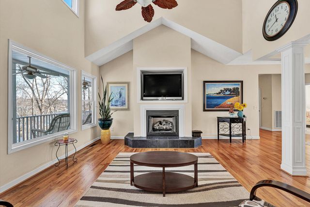 353 Deerpath DR, Hardy, VA 24101