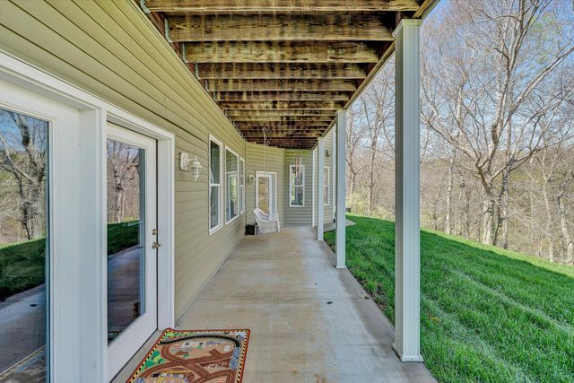 353 Deerpath DR, Hardy, VA 24101
