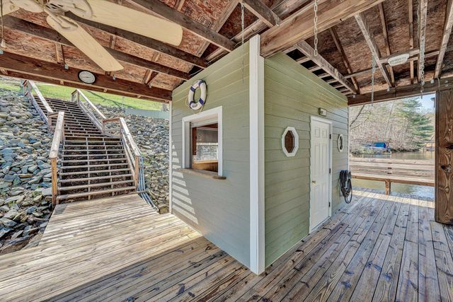 353 Deerpath DR, Hardy, VA 24101