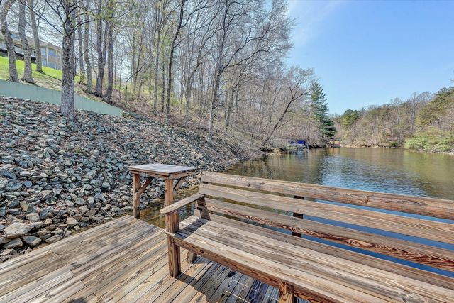 353 Deerpath DR, Hardy, VA 24101