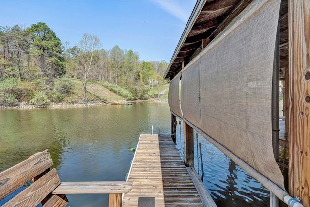 353 Deerpath DR, Hardy, VA 24101
