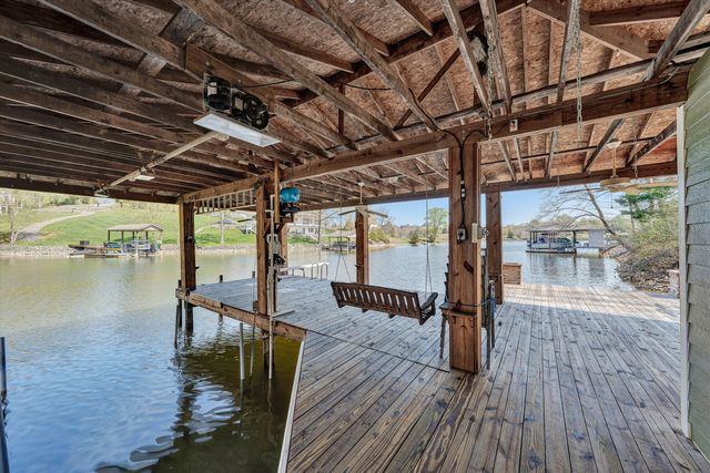 353 Deerpath DR, Hardy, VA 24101