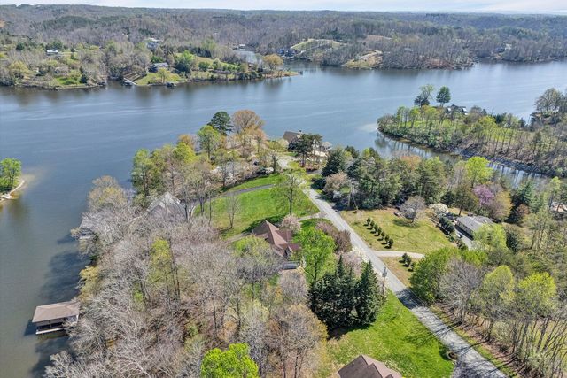353 Deerpath DR, Hardy, VA 24101