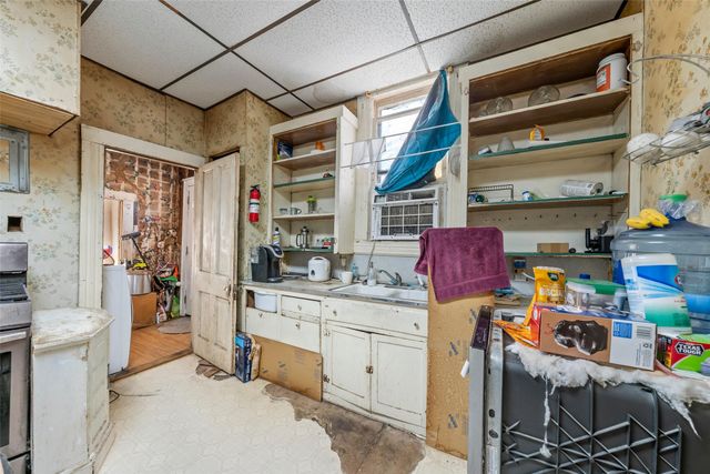 216 Fortune Street, Marlin, TX 76661