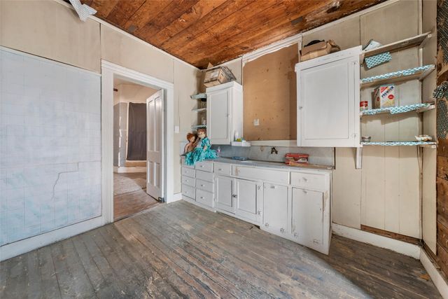 216 Fortune Street, Marlin, TX 76661