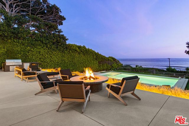 6453 Guernsey Avenue, Malibu, CA 90265