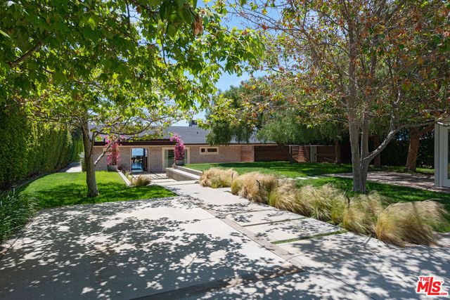 6453 Guernsey Avenue, Malibu, CA 90265