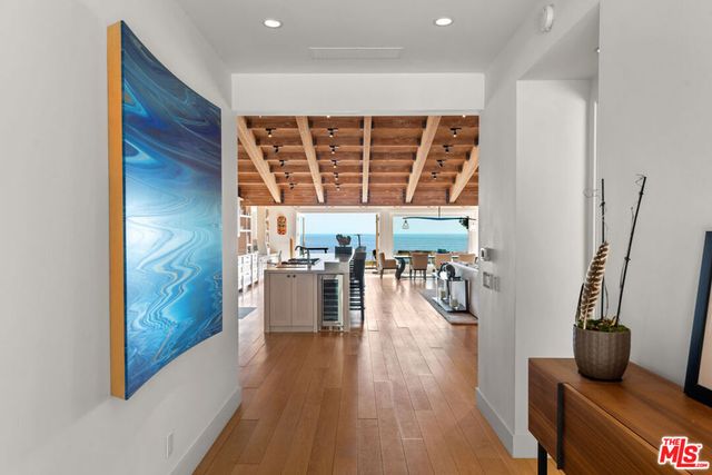 6453 Guernsey Avenue, Malibu, CA 90265