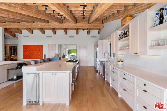 6453 Guernsey Avenue, Malibu, CA 90265