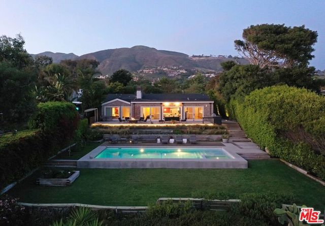 6453 Guernsey Avenue, Malibu, CA 90265