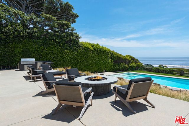 6453 Guernsey Avenue, Malibu, CA 90265