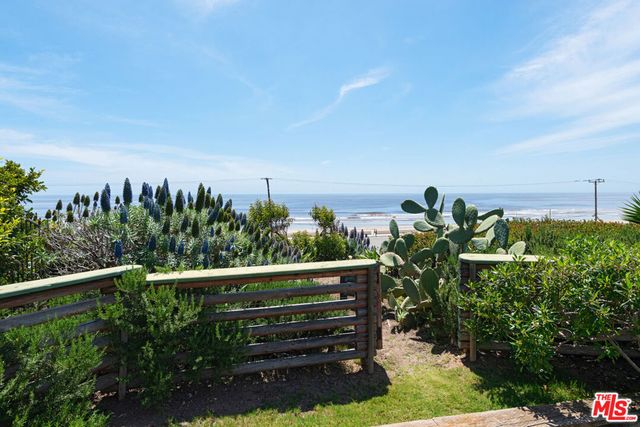 6453 Guernsey Avenue, Malibu, CA 90265