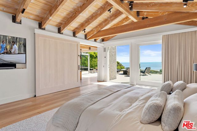 6453 Guernsey Avenue, Malibu, CA 90265