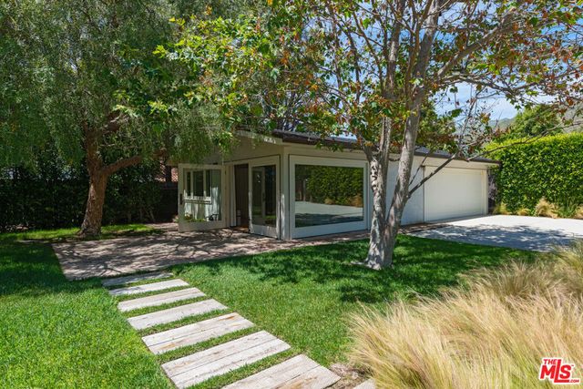 6453 Guernsey Avenue, Malibu, CA 90265