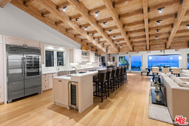 6453 Guernsey Avenue, Malibu, CA 90265