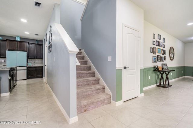 506 Glaspell Circle SE, Palm Bay, FL 32909