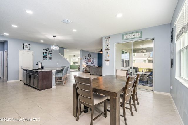 506 Glaspell Circle SE, Palm Bay, FL 32909