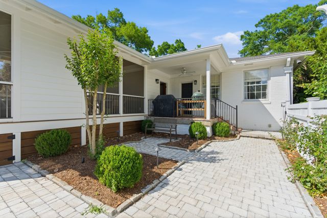 2709 Tyne Blvd, Nashville, TN 37215