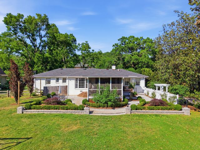 2709 Tyne Blvd, Nashville, TN 37215