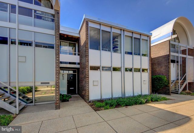 332 N STREET SW, Washington, DC 20024