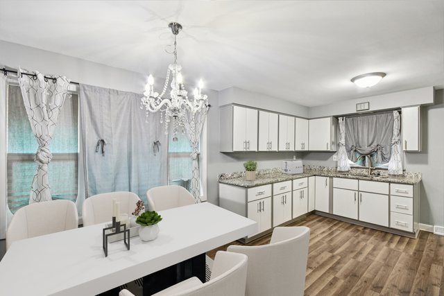 18644 William Street, Lansing, IL 60438