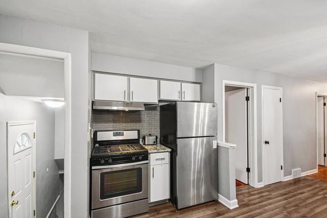 18644 William Street, Lansing, IL 60438