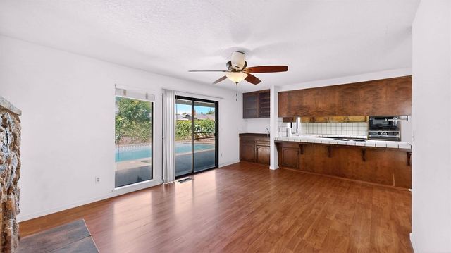 2401 Ellison Dr, Modesto, CA 95355