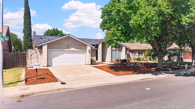 2401 Ellison Dr, Modesto, CA 95355