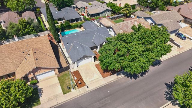 2401 Ellison Dr, Modesto, CA 95355