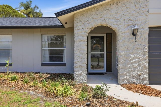732 LAUREL WAY, Casselberry, FL 32707