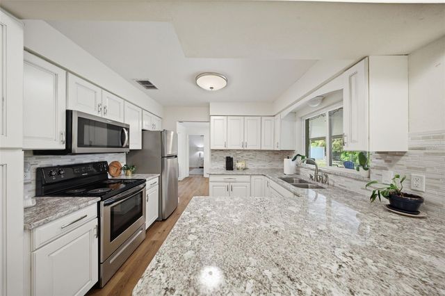732 LAUREL WAY, Casselberry, FL 32707