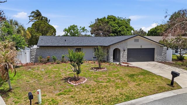 732 LAUREL WAY, Casselberry, FL 32707