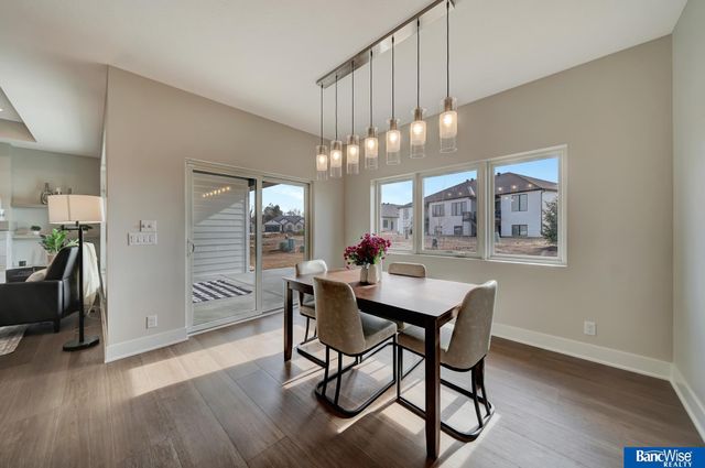 6209 Carveth Drive, Lincoln, NE 68516