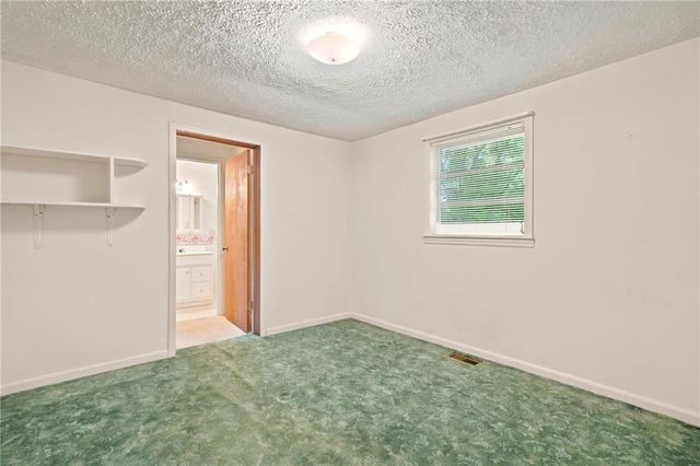 12 Florida Avenue, Emerson, GA 30137