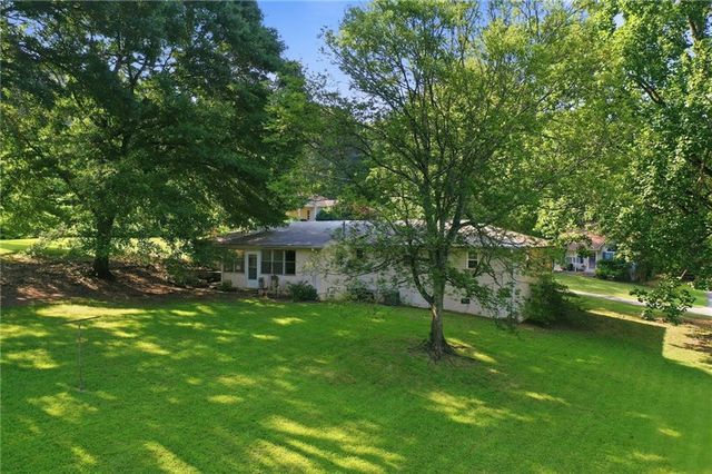 12 Florida Avenue, Emerson, GA 30137