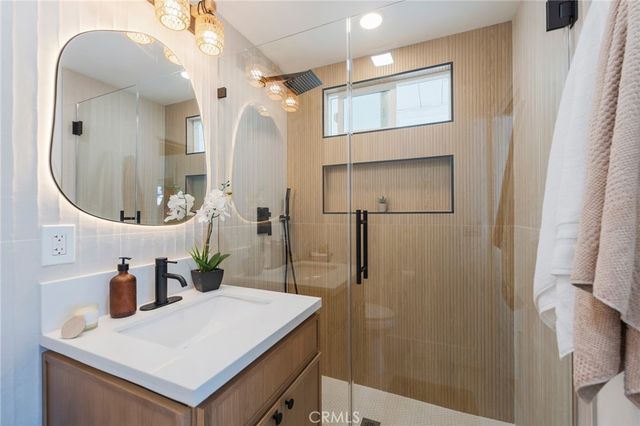 24248 Falena, Torrance, CA 90501
