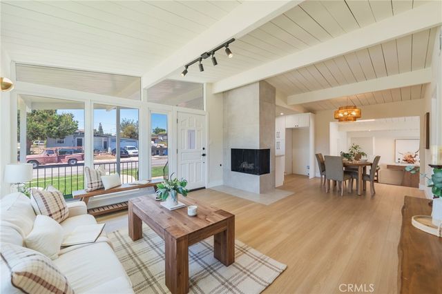 24248 Falena, Torrance, CA 90501