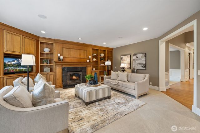 2753 204th Lane NE, Sammamish, WA 98074