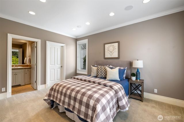 2753 204th Lane NE, Sammamish, WA 98074