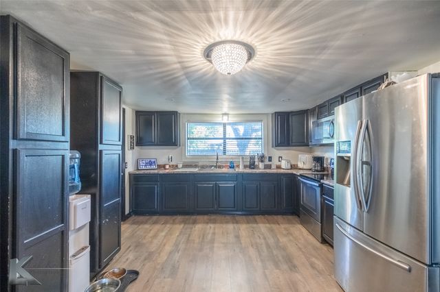 117 FM 382, Ovalo, TX 79541