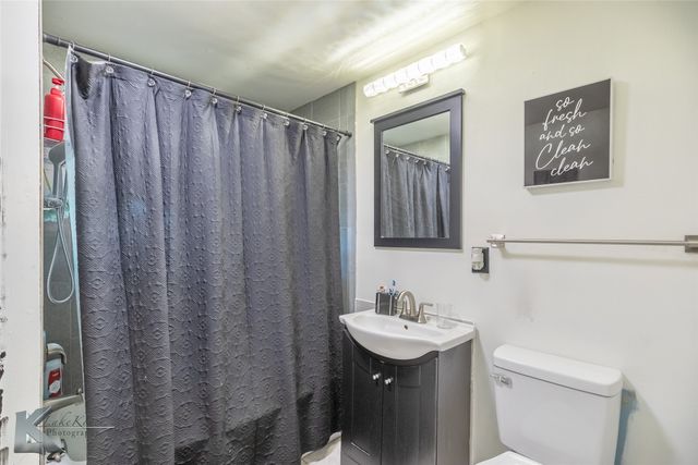 117 FM 382, Ovalo, TX 79541