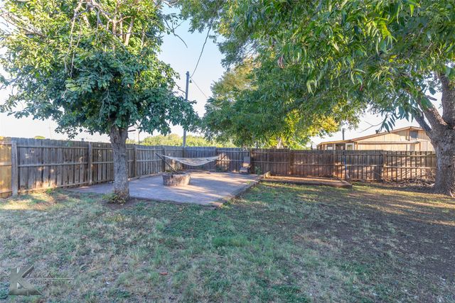 117 FM 382, Ovalo, TX 79541