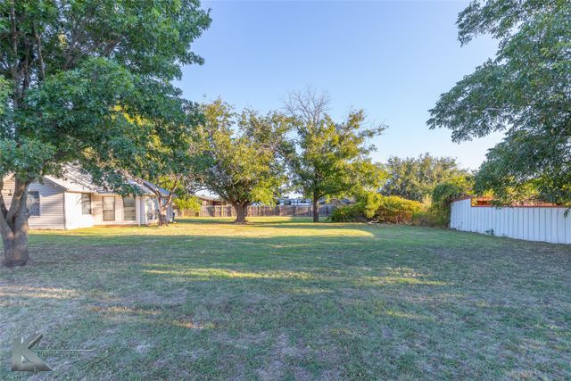 117 FM 382, Ovalo, TX 79541