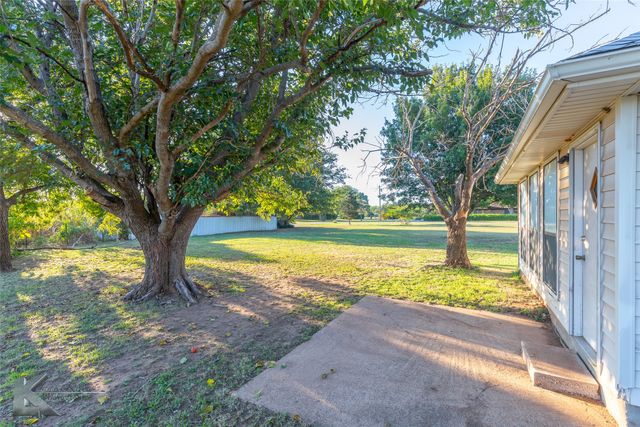 117 FM 382, Ovalo, TX 79541