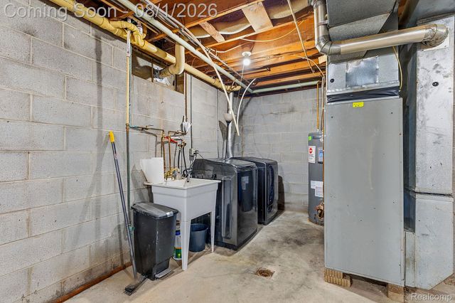 3685 Chesterfield Drive, Oregon Township, MI 48446