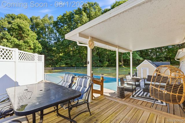 3685 Chesterfield Drive, Oregon Township, MI 48446