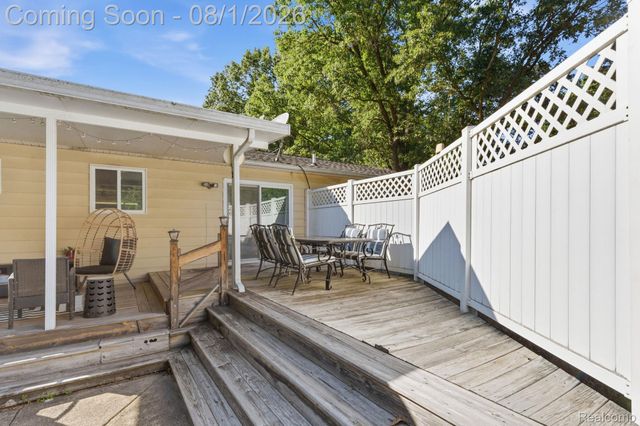 3685 Chesterfield Drive, Oregon Township, MI 48446